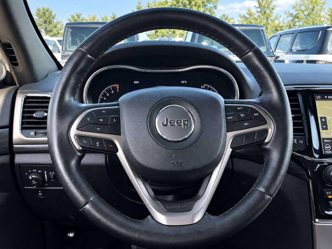 2021 Jeep Grand Cherokee Altitude | ProTech | Sunroof | SafetyTech | 4X4 Photo