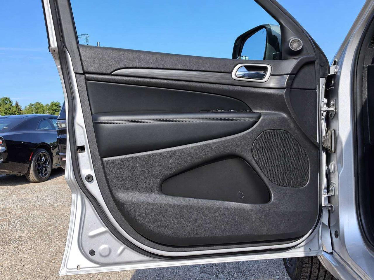 2021 Jeep Grand Cherokee Altitude | ProTech | Sunroof | SafetyTech | 4X4 Photo
