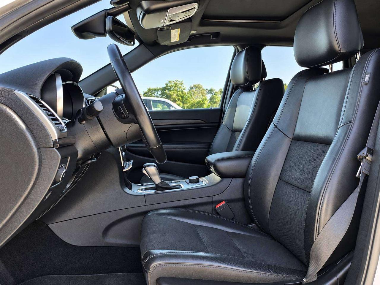 2021 Jeep Grand Cherokee Altitude | ProTech | Sunroof | SafetyTech | 4X4 Photo