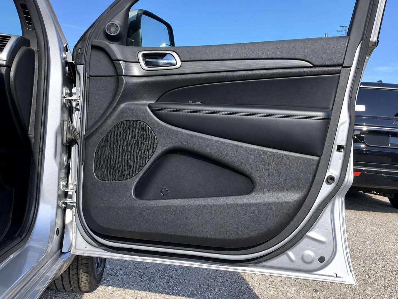2021 Jeep Grand Cherokee Altitude | ProTech | Sunroof | SafetyTech | 4X4 Photo