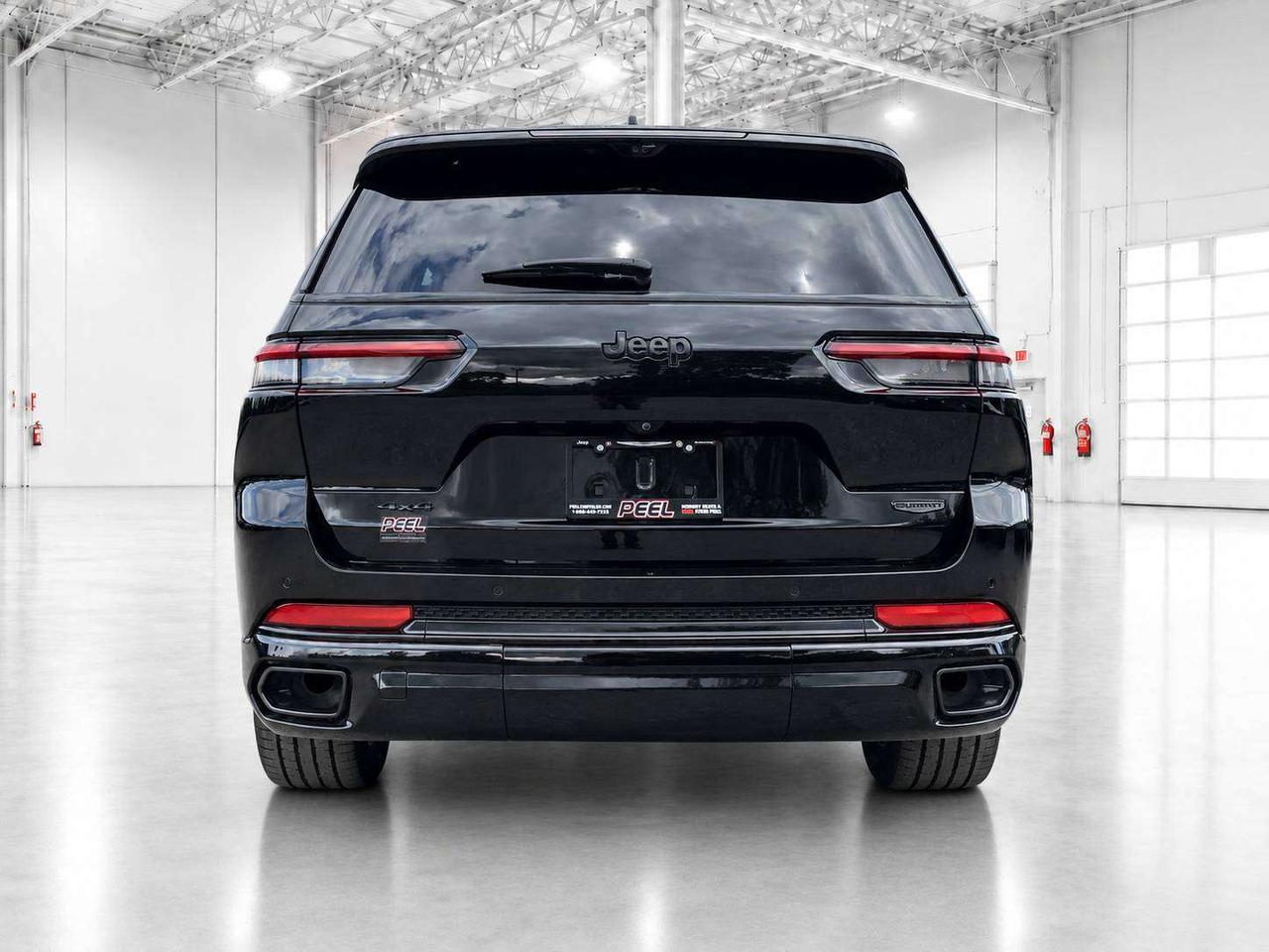 2023 Jeep Grand Cherokee Summit Reserve High Altitude | Adv Protech | 4X4 Photo