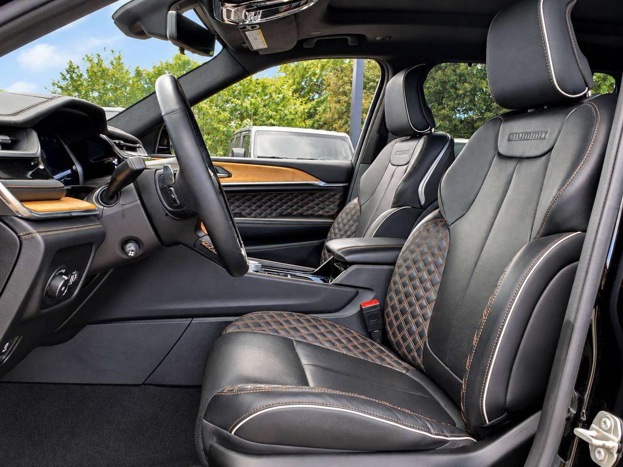2023 Jeep Grand Cherokee Summit Reserve High Altitude | Adv Protech | 4X4 Photo
