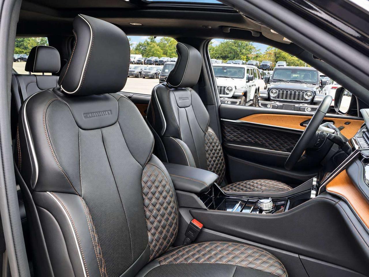 2023 Jeep Grand Cherokee Summit Reserve High Altitude | Adv Protech | 4X4 Photo