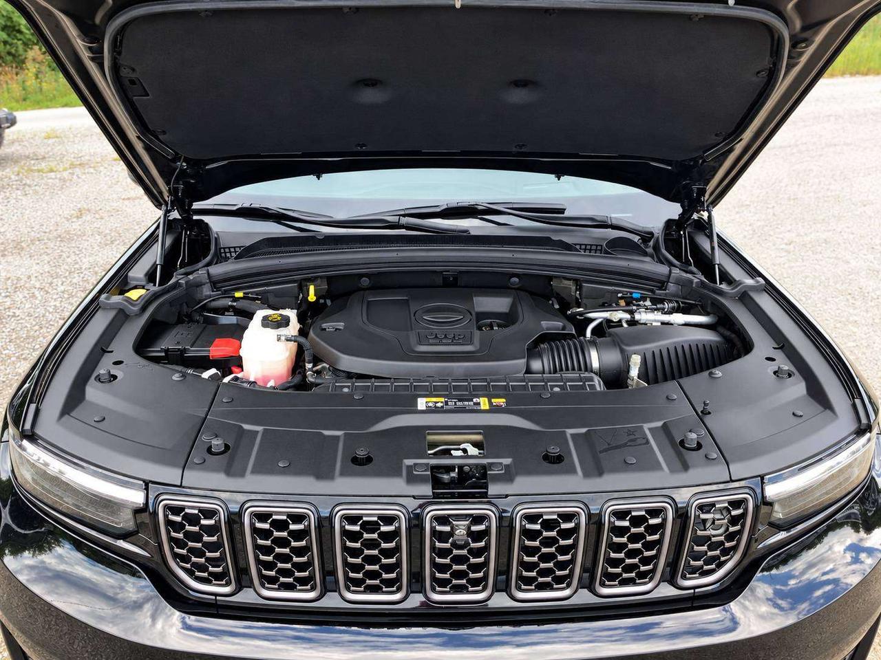 2023 Jeep Grand Cherokee Summit Reserve High Altitude | Adv Protech | 4X4 Photo