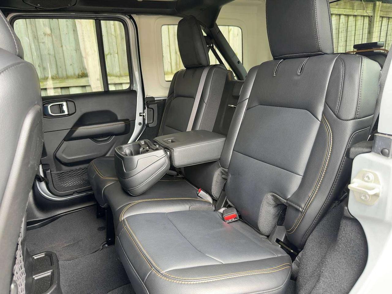 2024 Jeep Wrangler Sahara | Leather | 12.3" NAV | Alpine | Tow | 4X4 Photo
