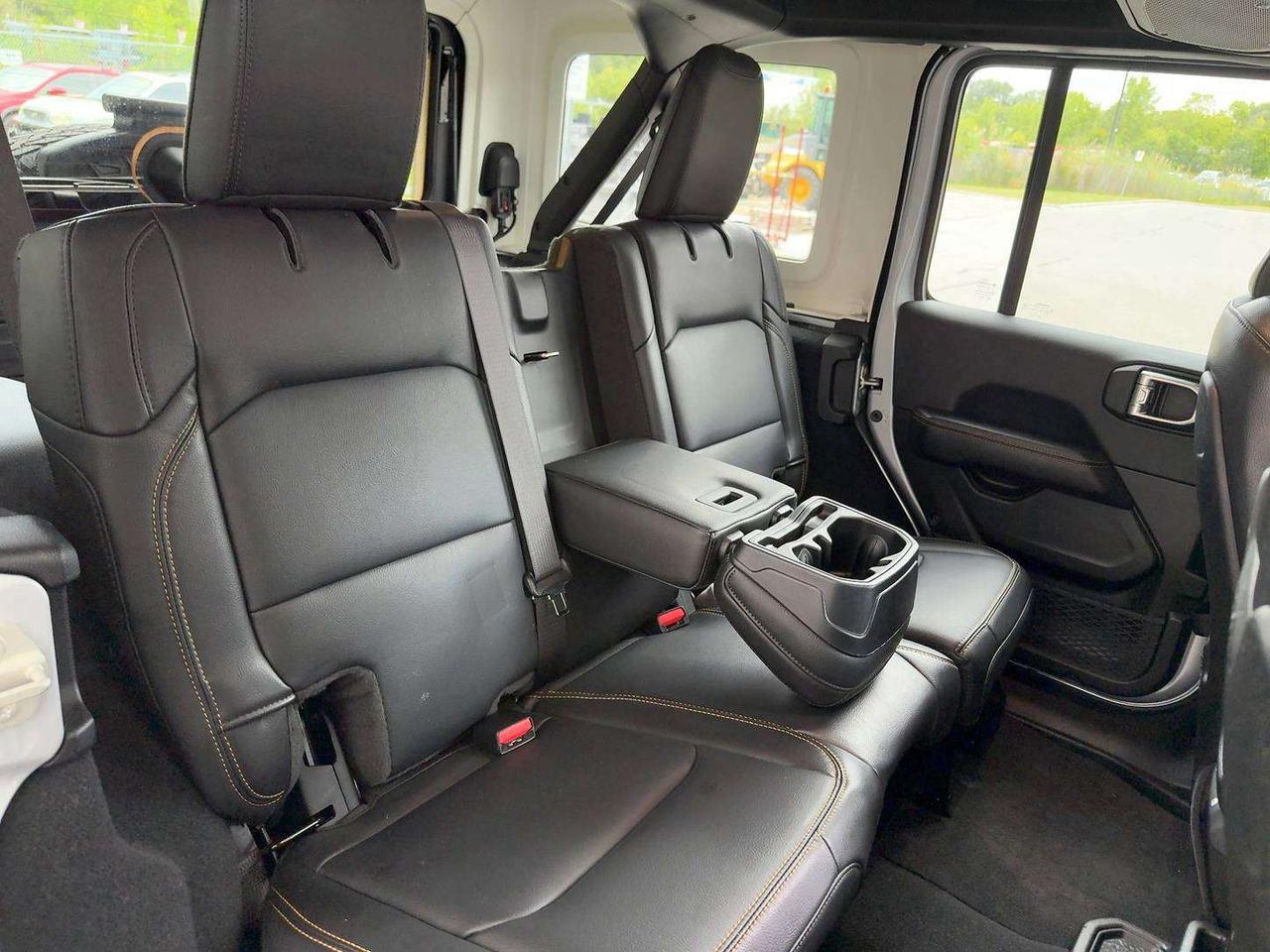 2024 Jeep Wrangler Sahara | Leather | 12.3" NAV | Alpine | Tow | 4X4 Photo