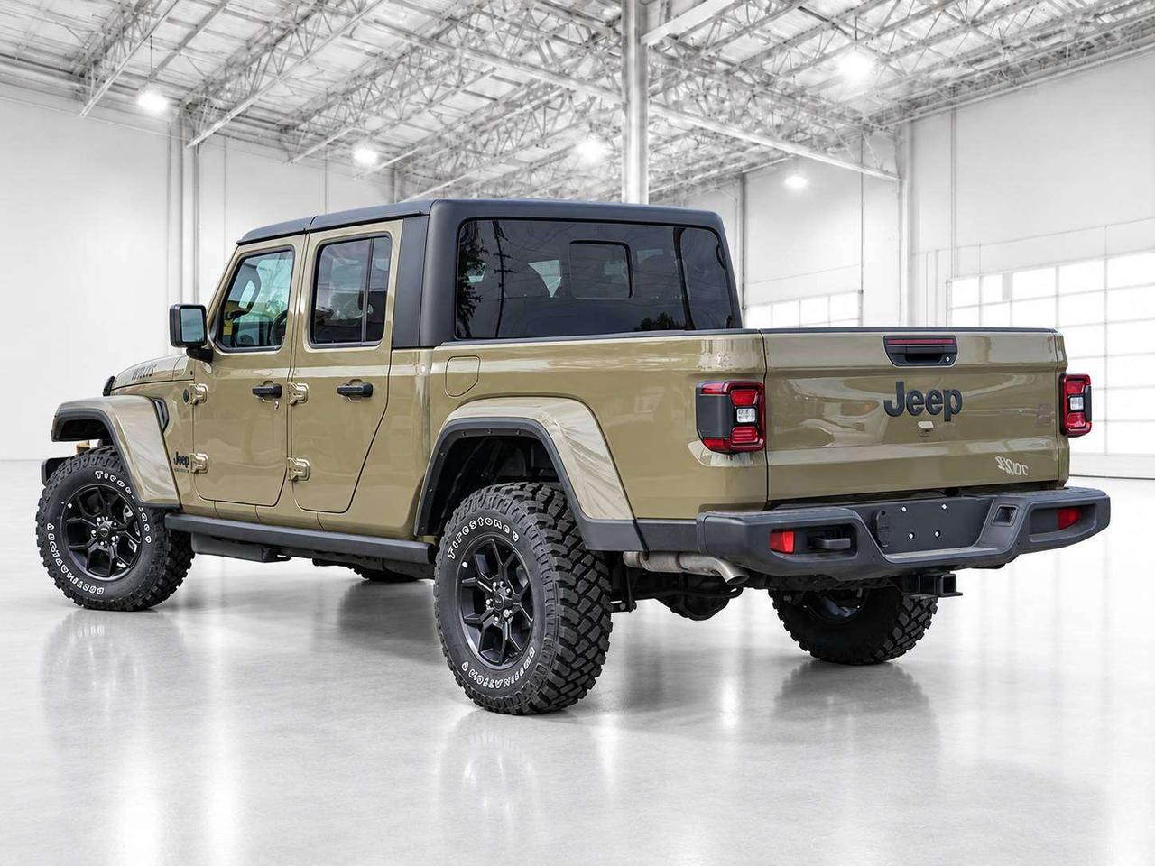 2027 Jeep Gladiator WILLYS 4DR | Hardtop | Conv Grp | 3.6L V6 Photo4