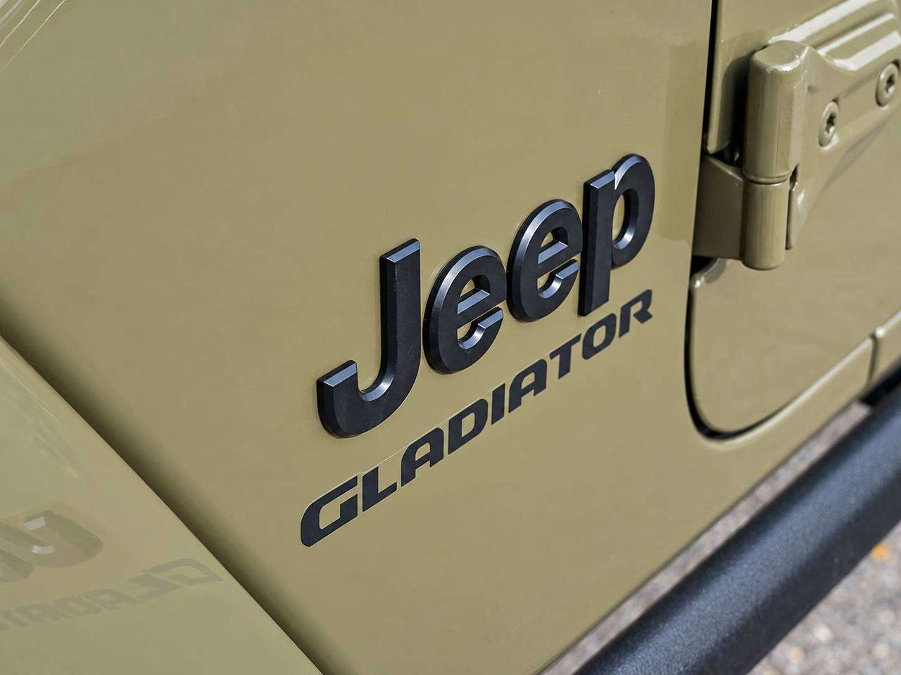 2027 Jeep Gladiator WILLYS 4DR | Hardtop | Conv Grp | 3.6L V6 Photo