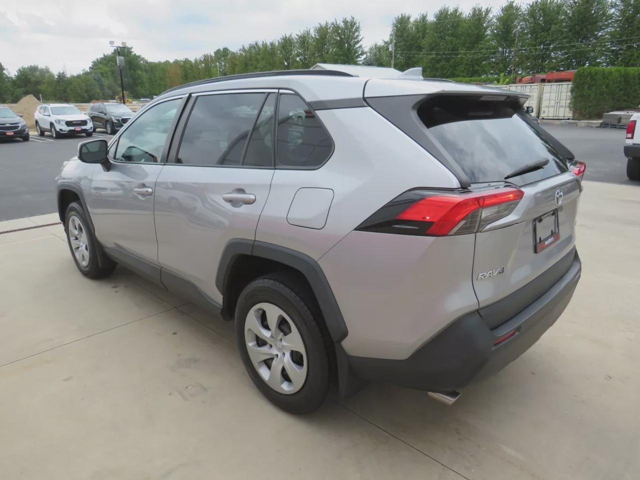 2021 Toyota RAV4 LE | FWD | Automatic | Heated Seats | Air Conditioning | Touchscreen Display | Android Auto & Apple CarPlay | Bluetooth | Back-Up Camera | Adaptive Cruise Control | Blind Spot Monitor | Cross Traffic Alert | Lane Tracing Assist | Lane Departure Alert | Pr Photo2