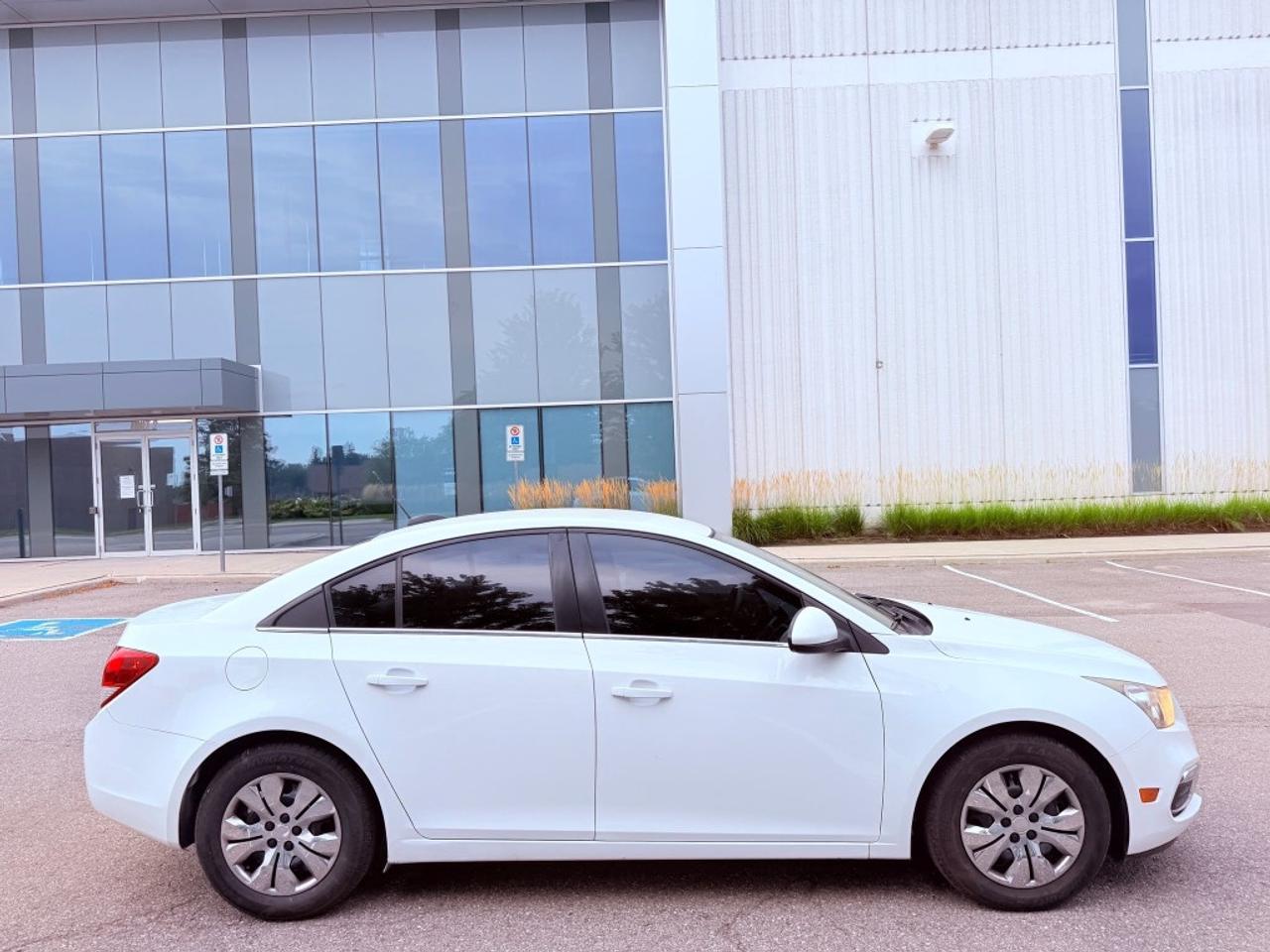2015 Chevrolet Cruze 1LT Auto 4dr Sedan Automatic Photo