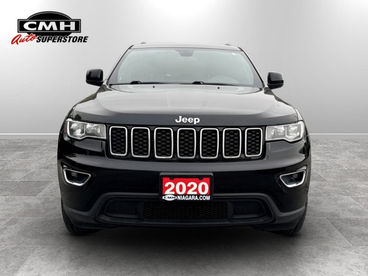 2020 Jeep Grand Cherokee Laredo  **LOW MILEAGE** Photo