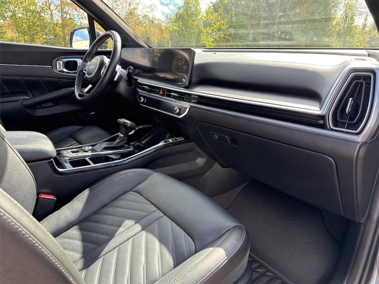 2024 Kia Sorento X-Pro  Panoramic Sunroof - $312 B/W Photo