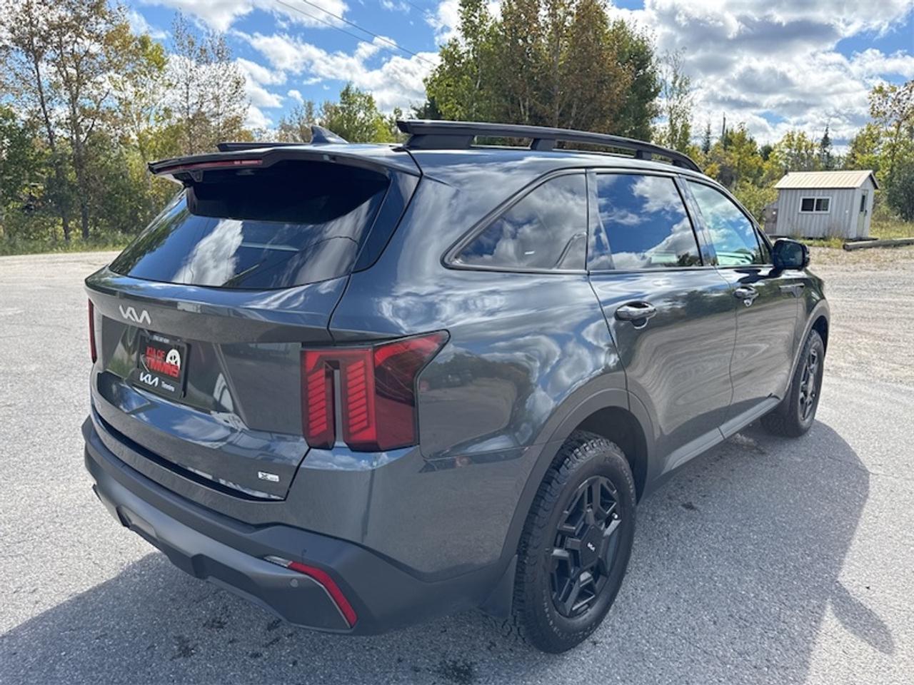 2024 Kia Sorento X-Pro  Panoramic Sunroof - $312 B/W Photo