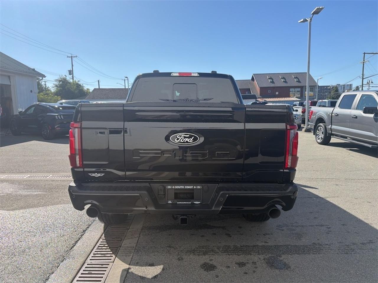 2026 Ford F-150 LARIAT  - Sunroof Photo3