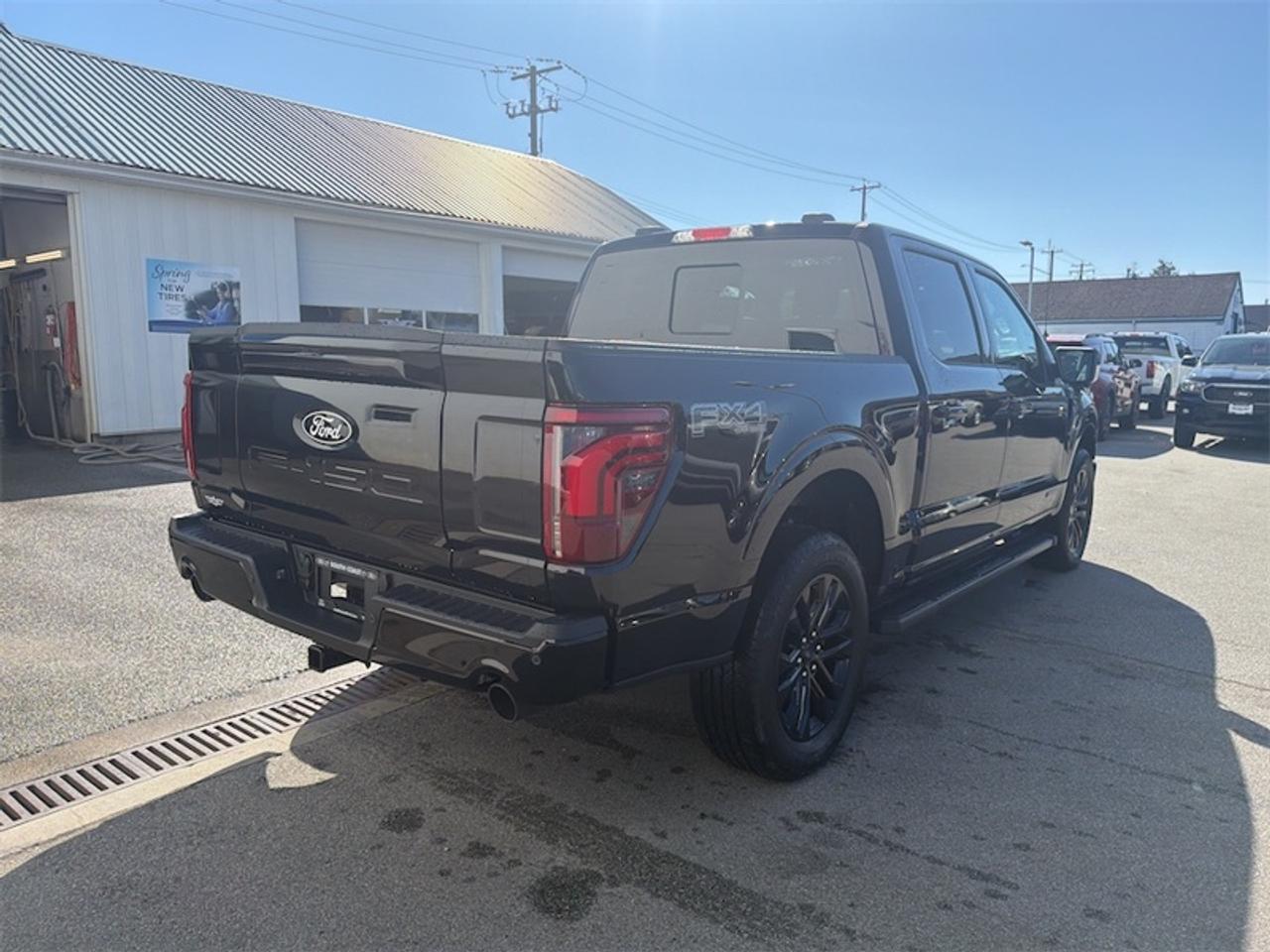 2026 Ford F-150 LARIAT  - Sunroof Photo4
