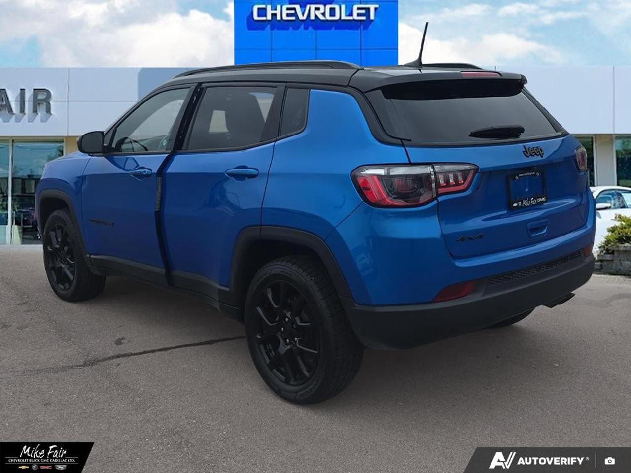 2022 Jeep Compass Altitude 4x4 Photo3
