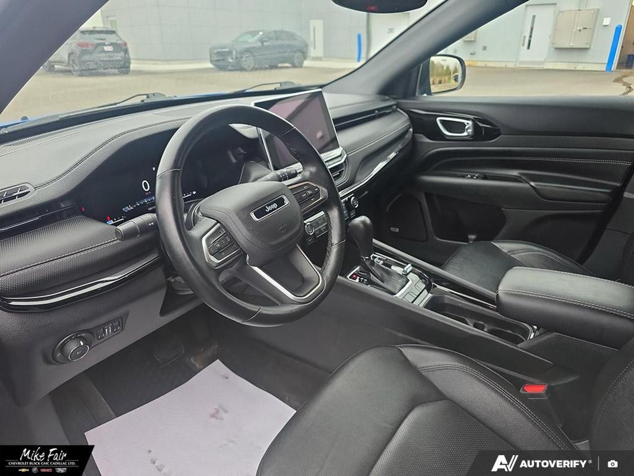 2022 Jeep Compass Altitude 4x4 Photo