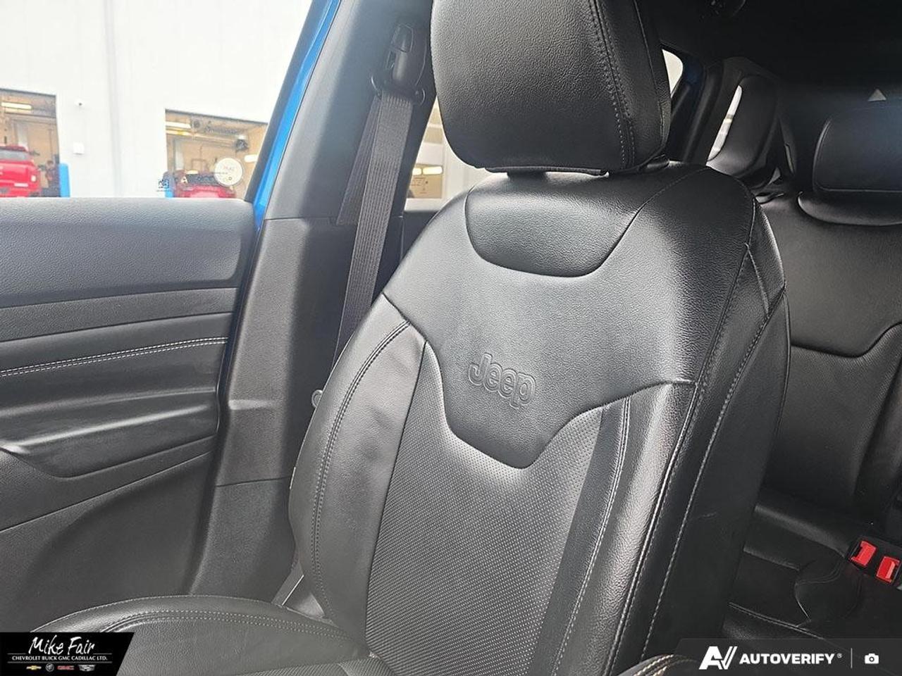 2022 Jeep Compass Altitude 4x4 Photo