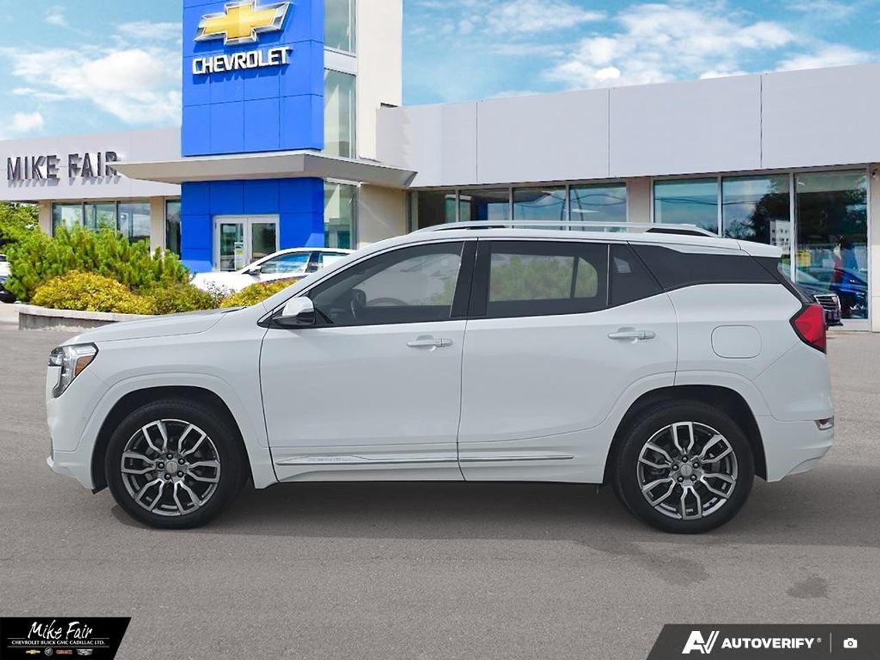 2024 GMC Terrain AWD Denali Photo
