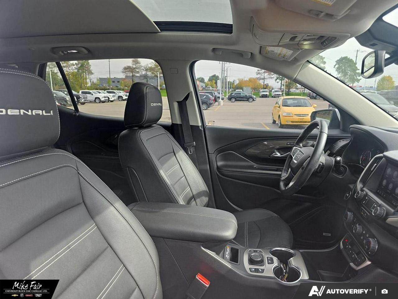 2024 GMC Terrain AWD Denali Photo