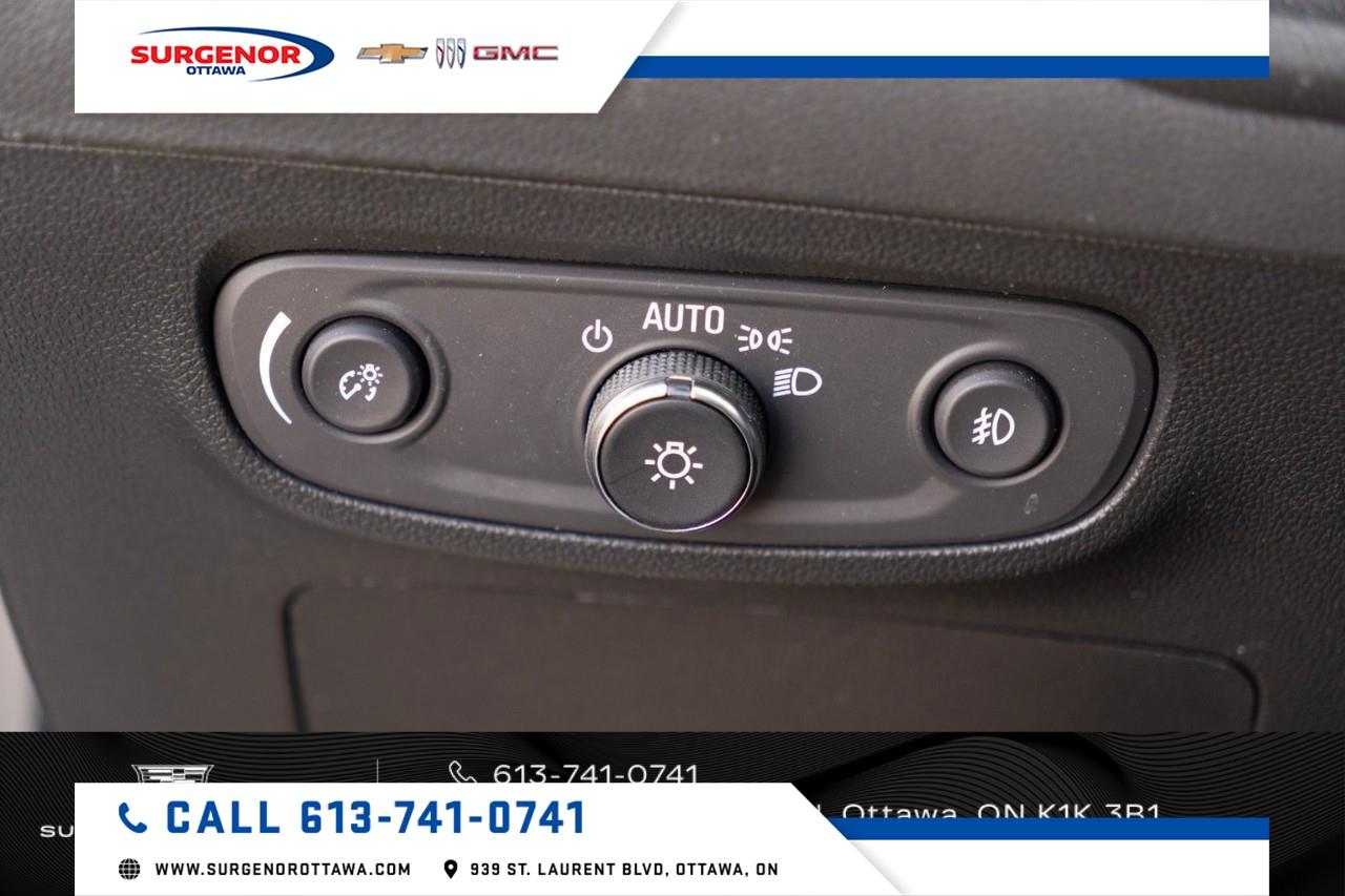 2023 Buick Encore GX SELECT Photo
