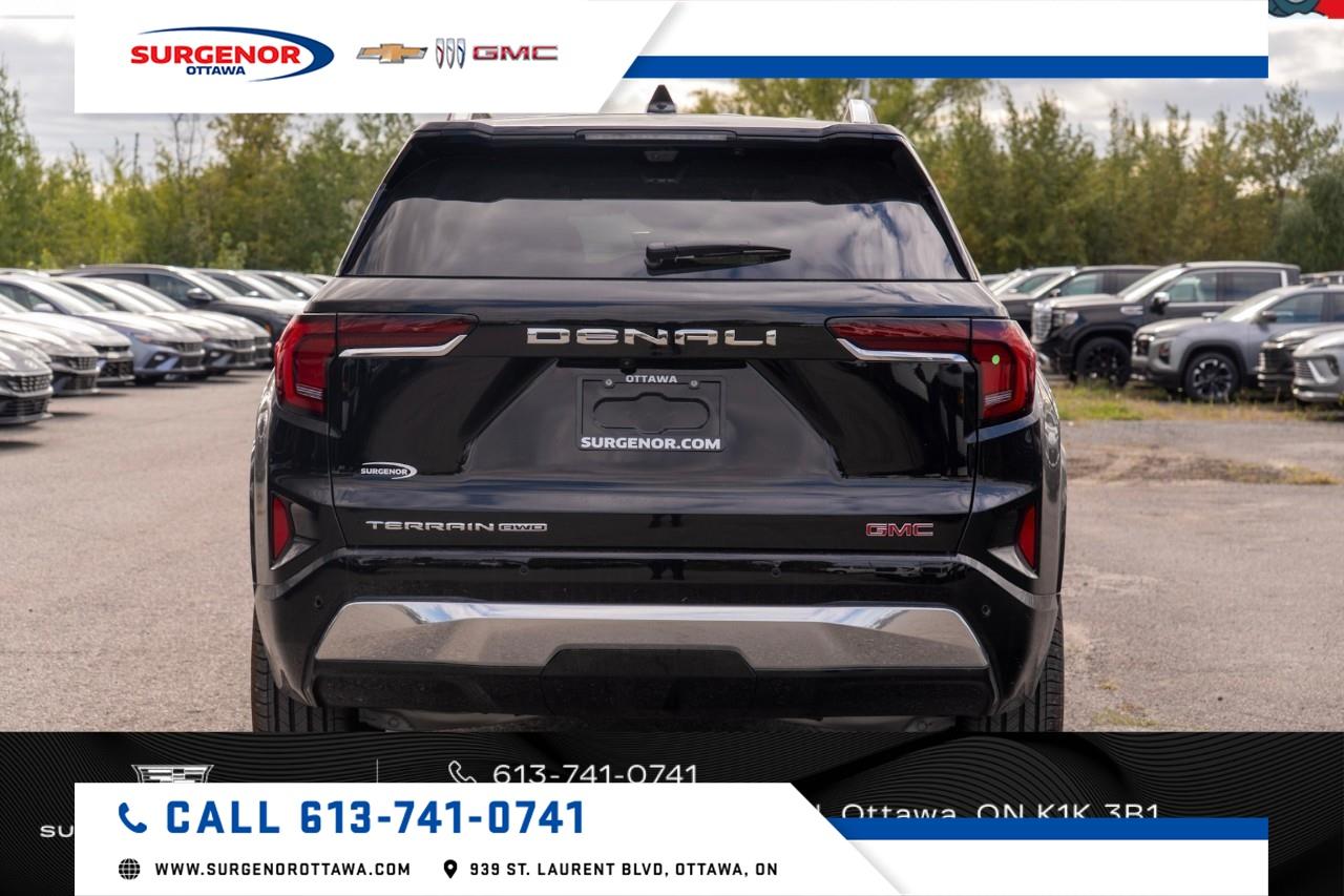 2027 GMC Terrain Denali Photo