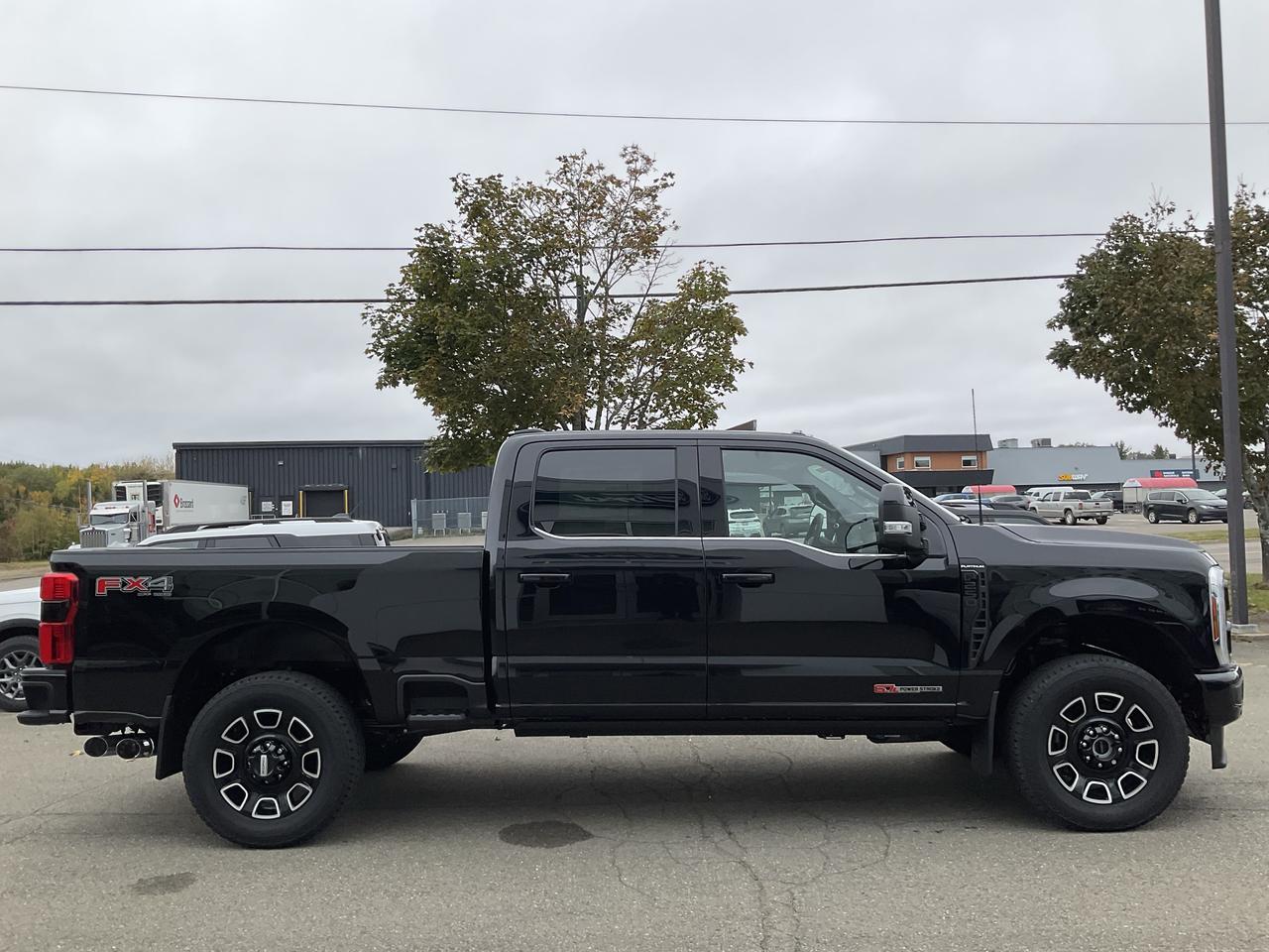 2027 Ford F-250 Super Duty SRW Platinum Photo3