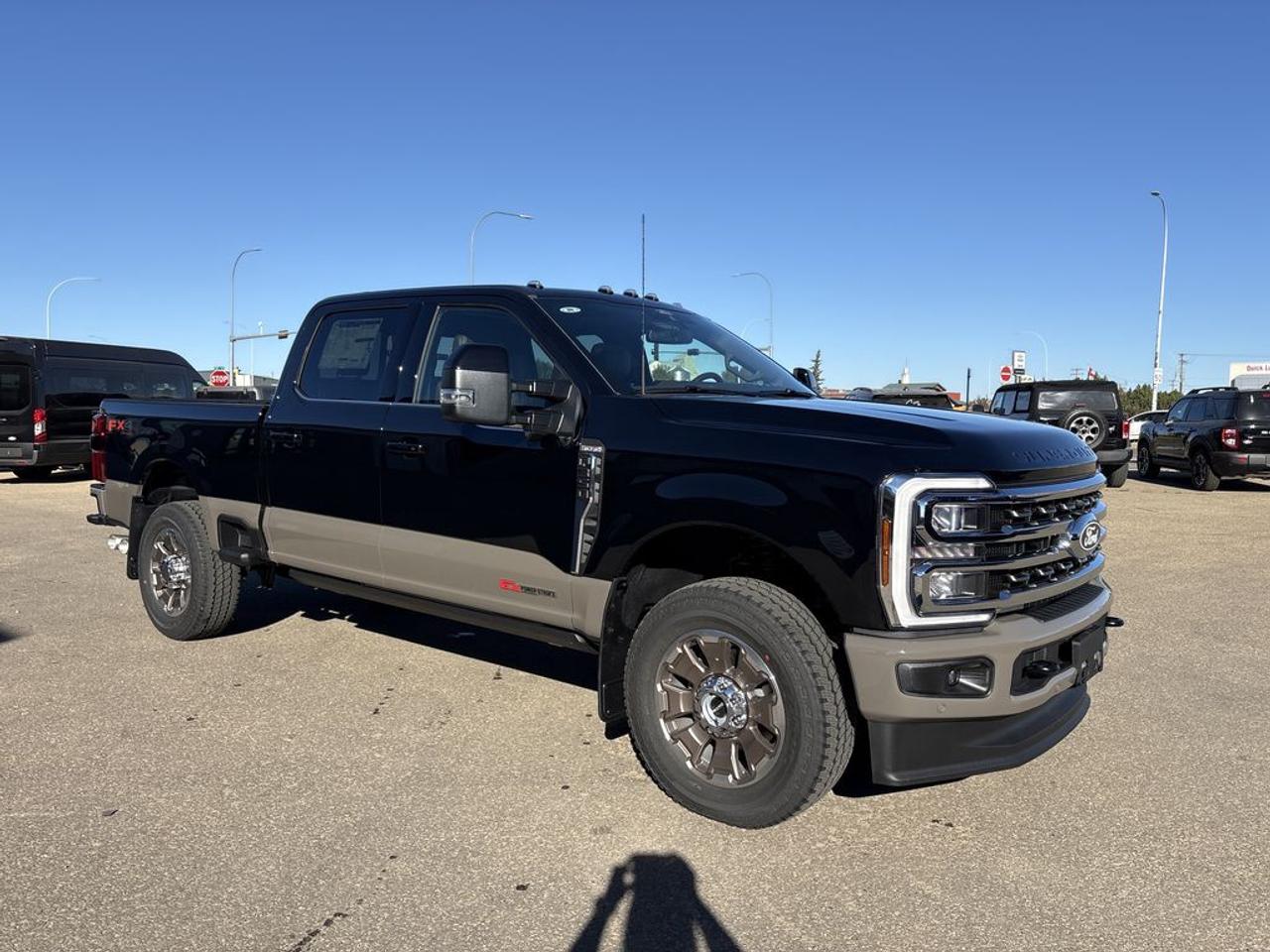 2027 Ford F-350 Super Duty SRW KING RANCH 6.8' Box 710A Photo0