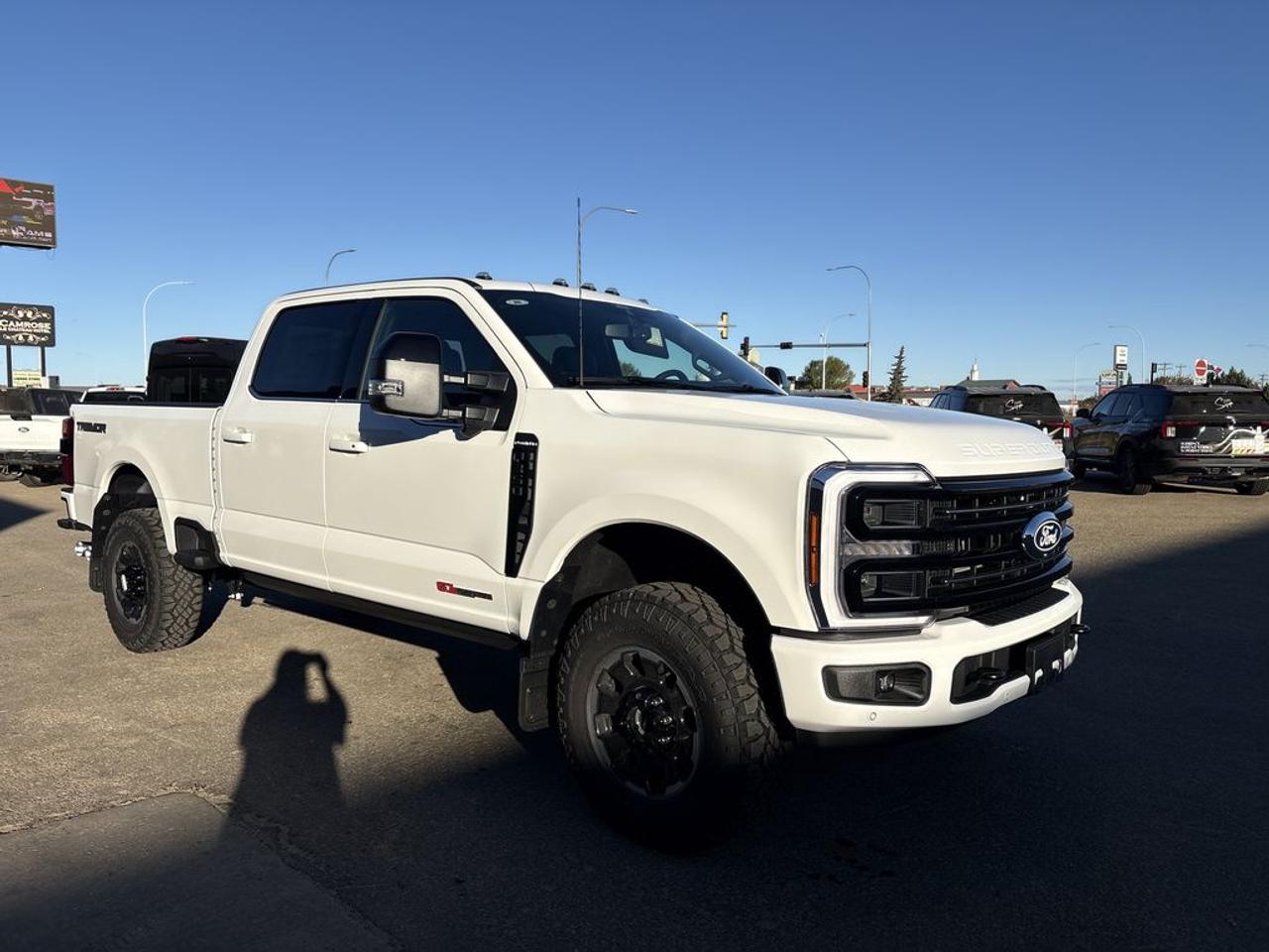 2027 Ford F-350 Super Duty SRW PLATINUM 6.8' Box 713A Photo0