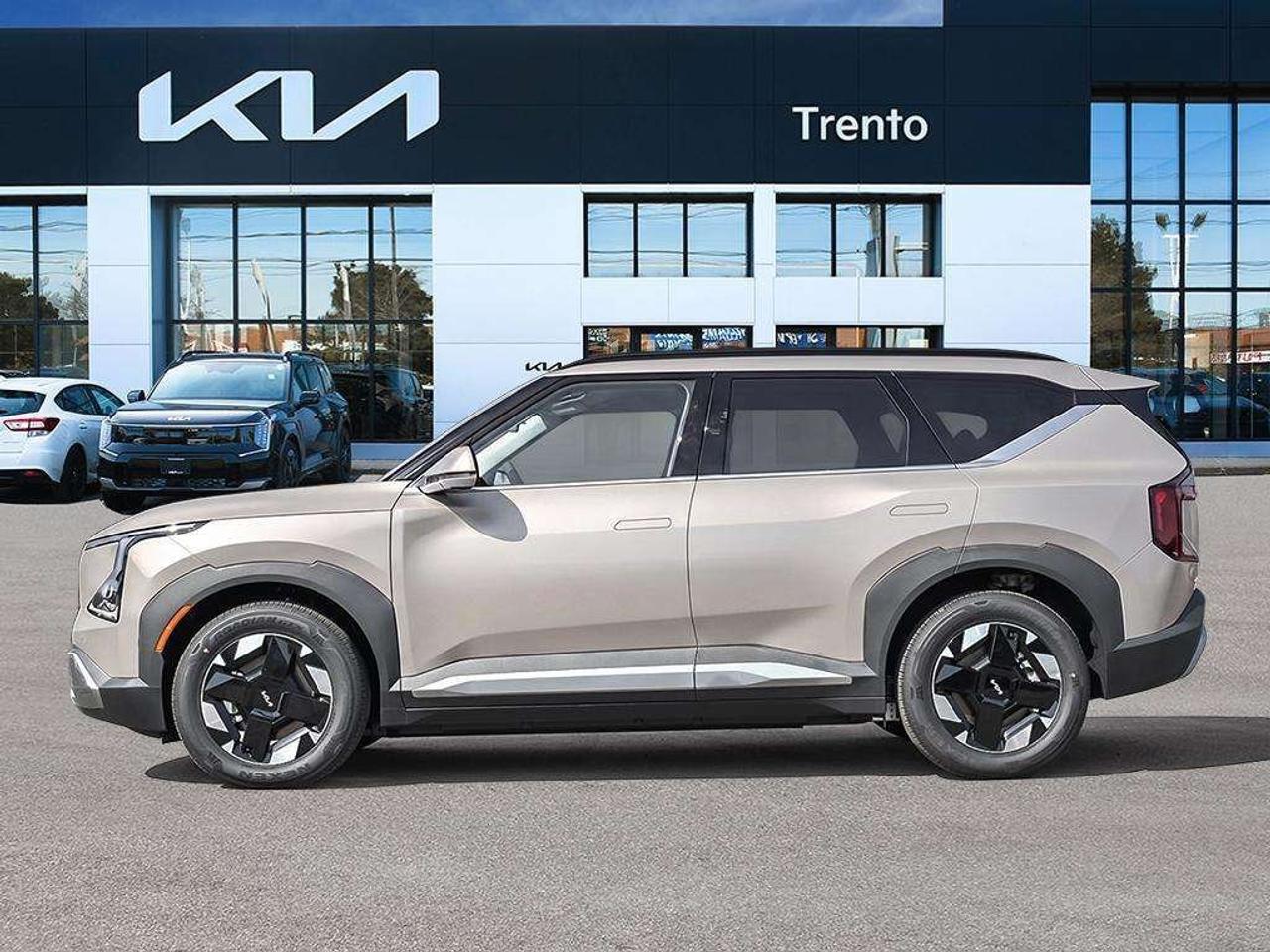2027 Kia EV5 Wind FWD Photo2