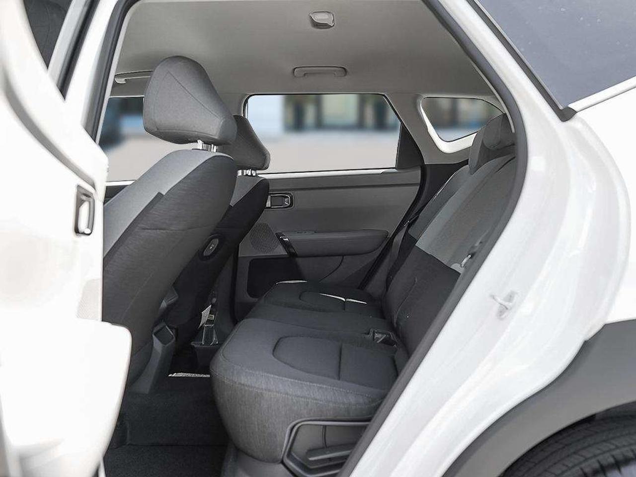 2027 Kia Seltos LX FWD Photo