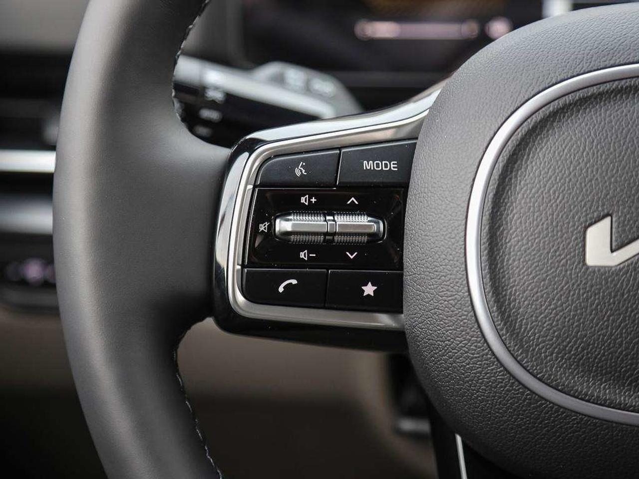 2026 Kia Carnival LX+ Photo