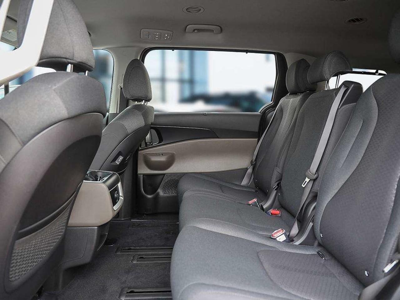 2026 Kia Carnival LX+ Photo
