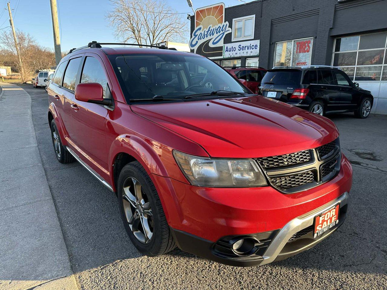 2014 Dodge Journey Crossroad - Photo #2