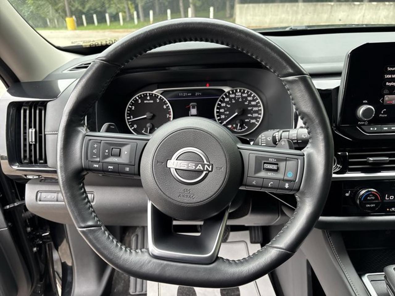 2024 Nissan Pathfinder SV 4WD | One Owner | No Accidents | Pano. Sunroof Photo