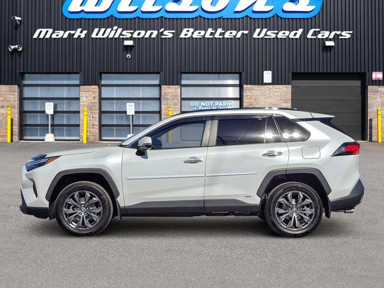 2023 Toyota RAV4 Hybrid Limited AWD | Leather | Sunroof | 360 Camera | JBL Audio | Cooled + Heated Seats | and More ! Photo1