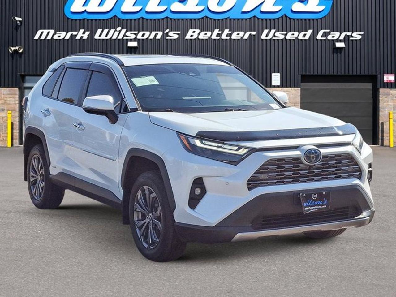 2023 Toyota RAV4 Hybrid Limited AWD | Leather | Sunroof | 360 Camera | JBL Audio | Cooled + Heated Seats | and More ! Photo