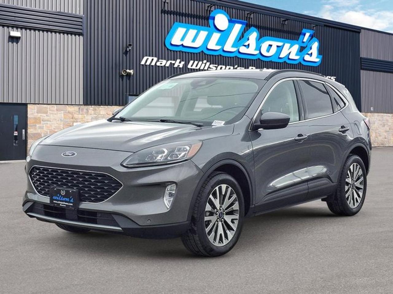 2022 Ford Escape Titanium AWD | Heated Seats + Steering | Remote Start | Co-Pilot 360 | Adaptive Cruise | and More ! Photo