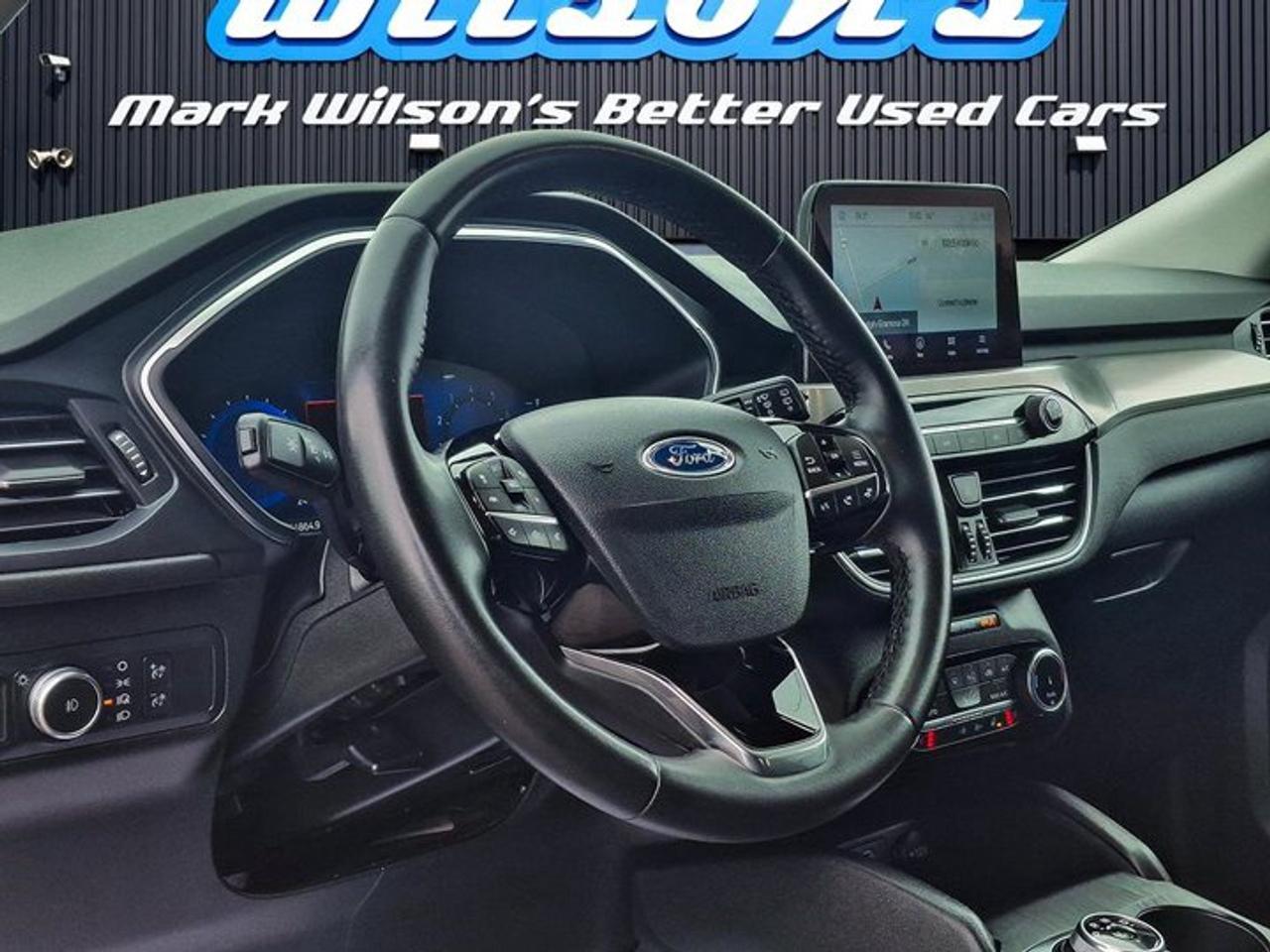 2022 Ford Escape Titanium AWD | Heated Seats + Steering | Remote Start | Co-Pilot 360 | Adaptive Cruise | and More ! Photo