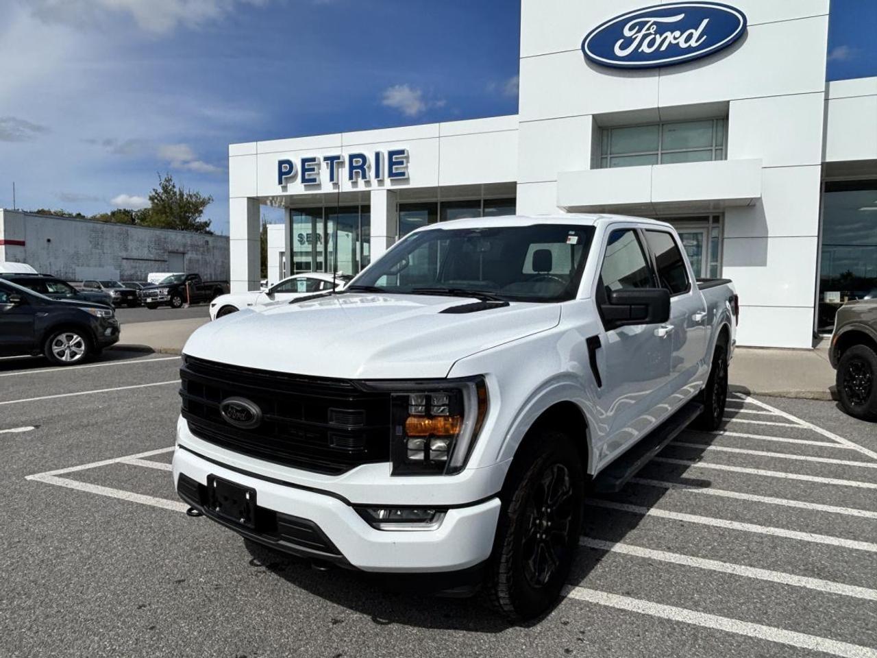 2023 Ford F-150 XLT Photo0