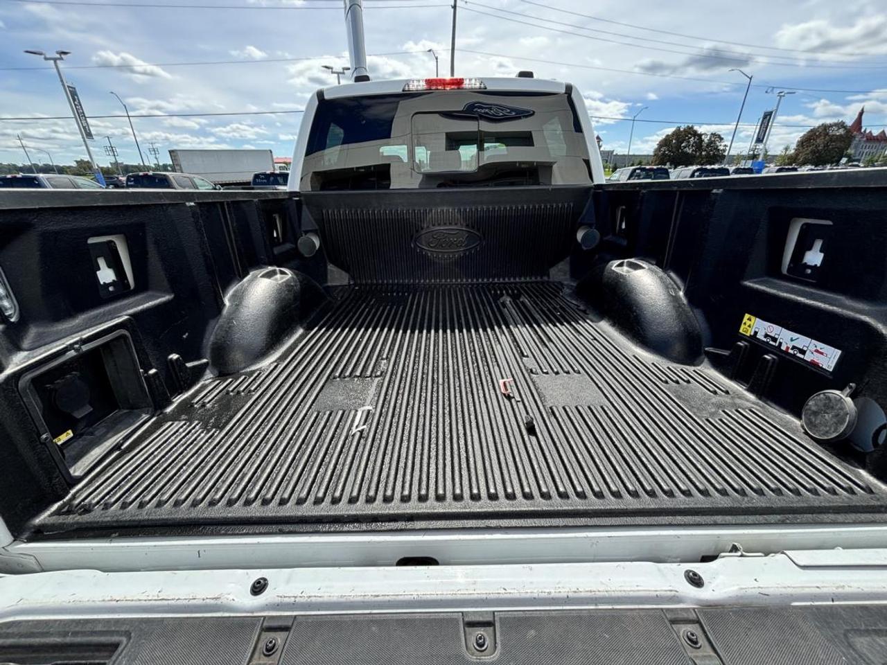 2023 Ford F-150 XLT Photo