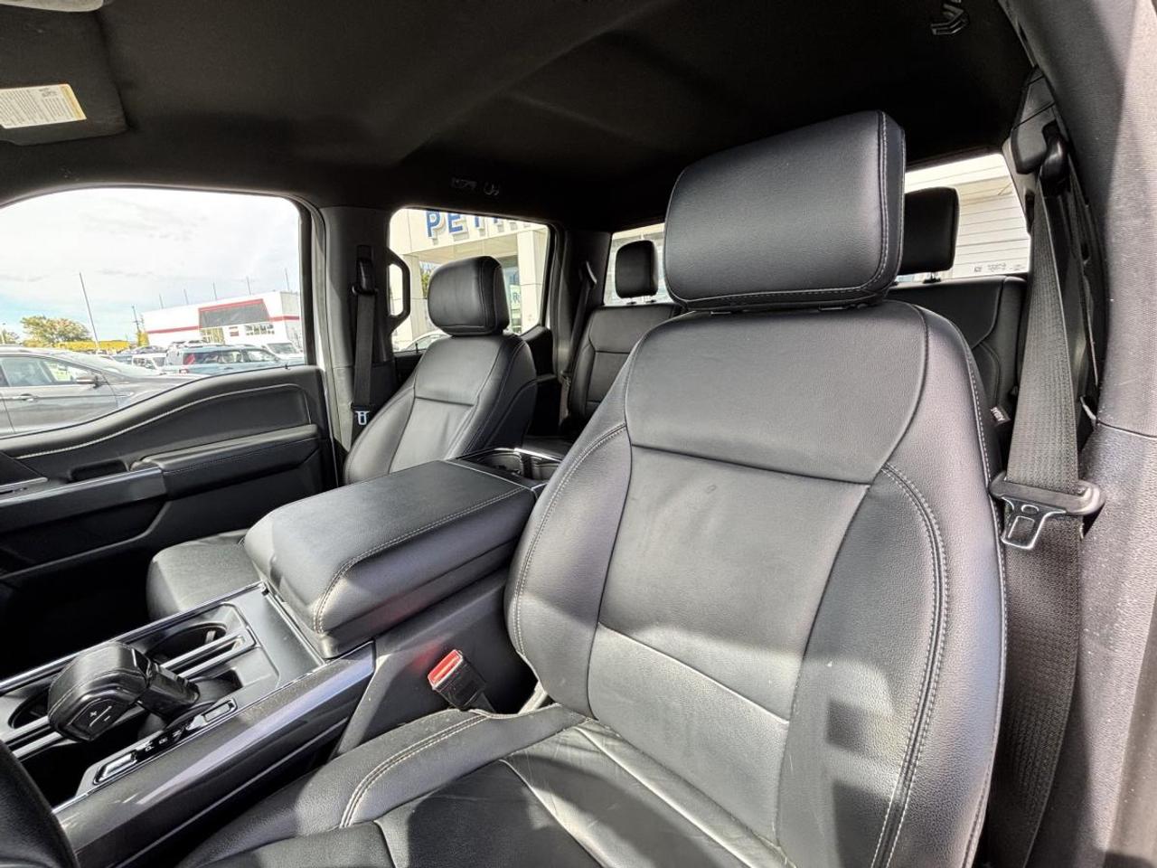 2023 Ford F-150 XLT Photo