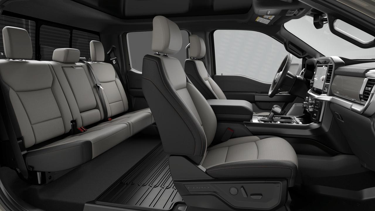 2026 Ford F-150 Lariat Photo3