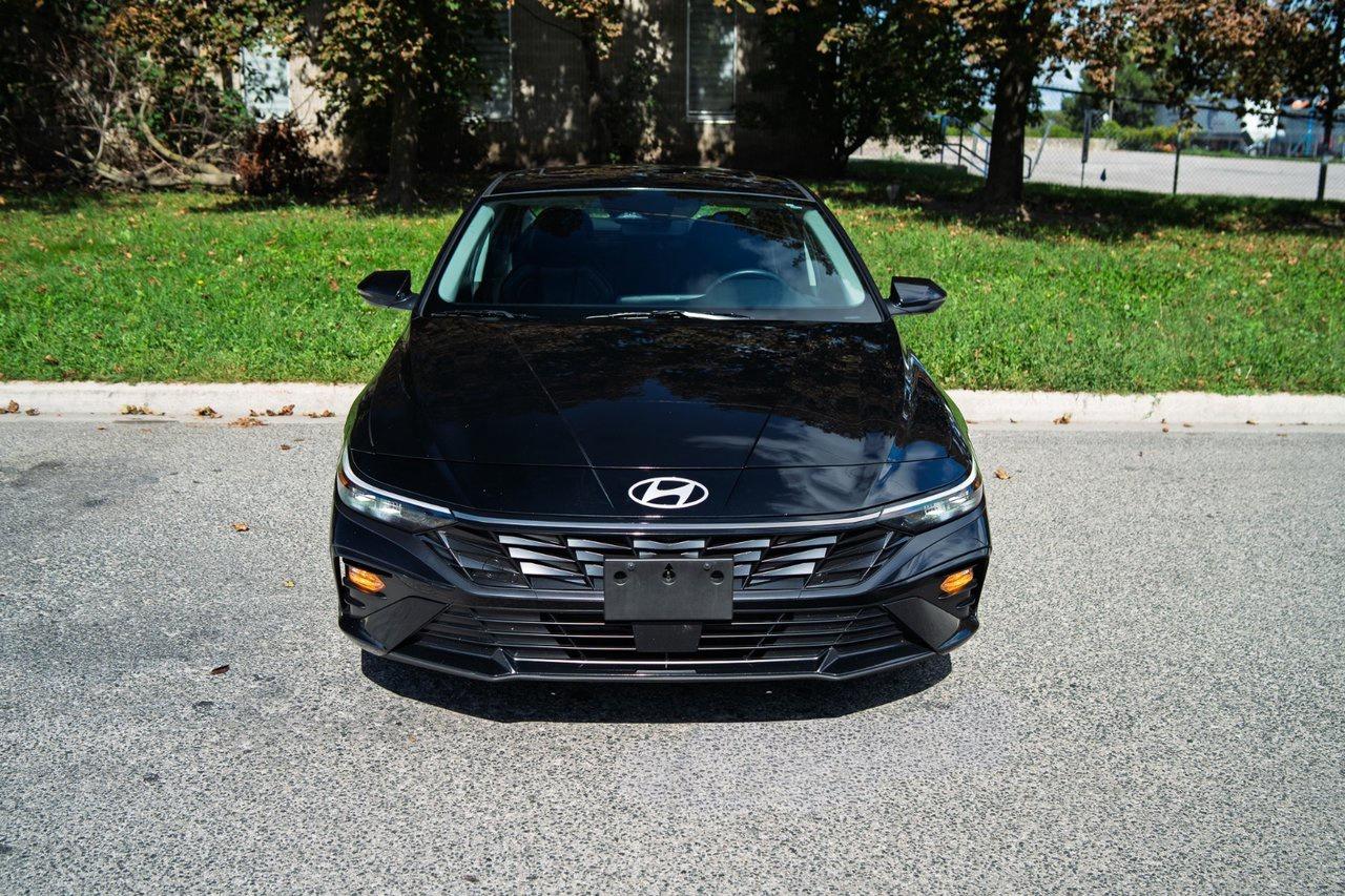 2024 Hyundai Elantra Luxury Photo5
