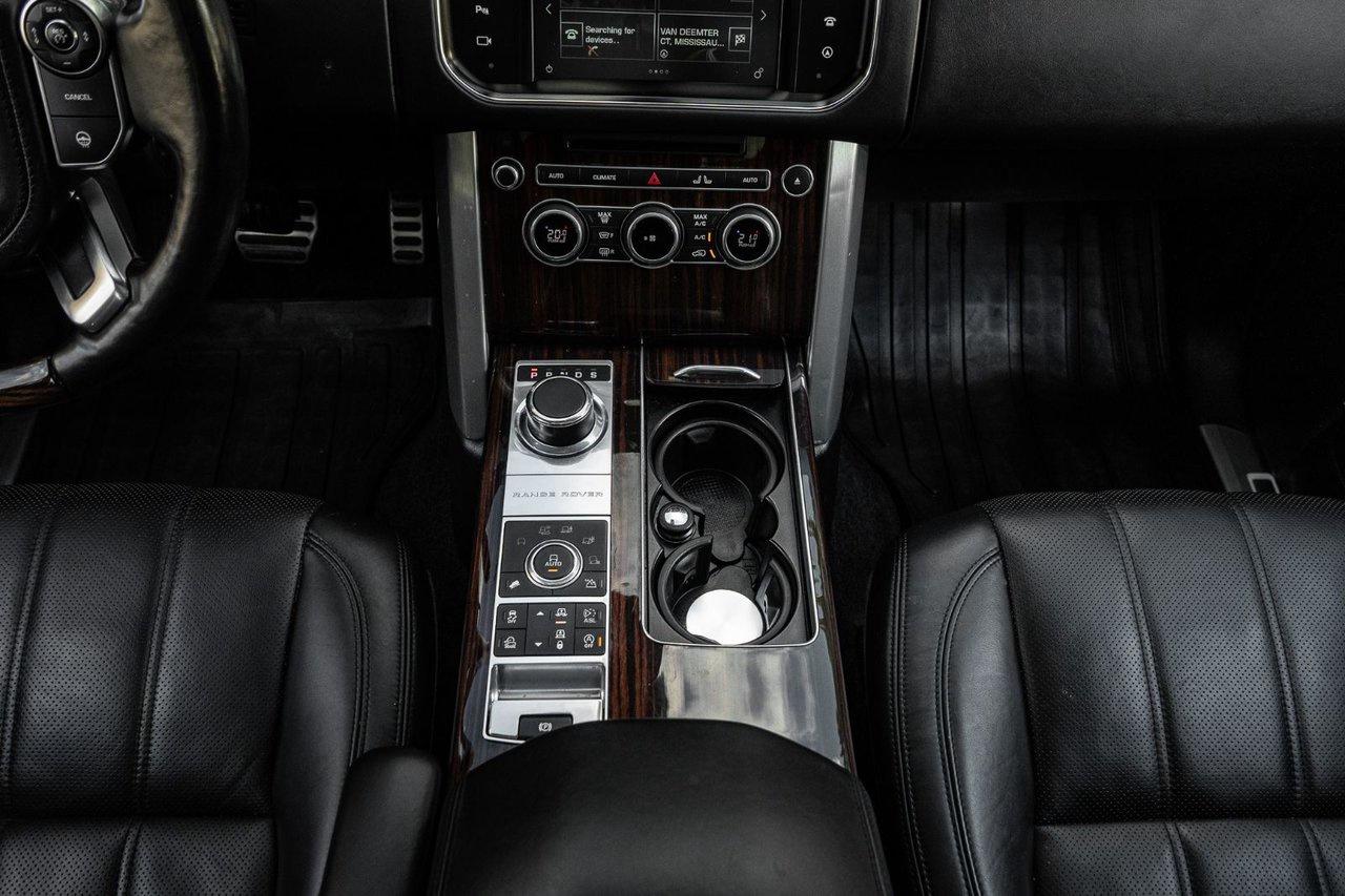 2016 Land Rover Range Rover SC Photo