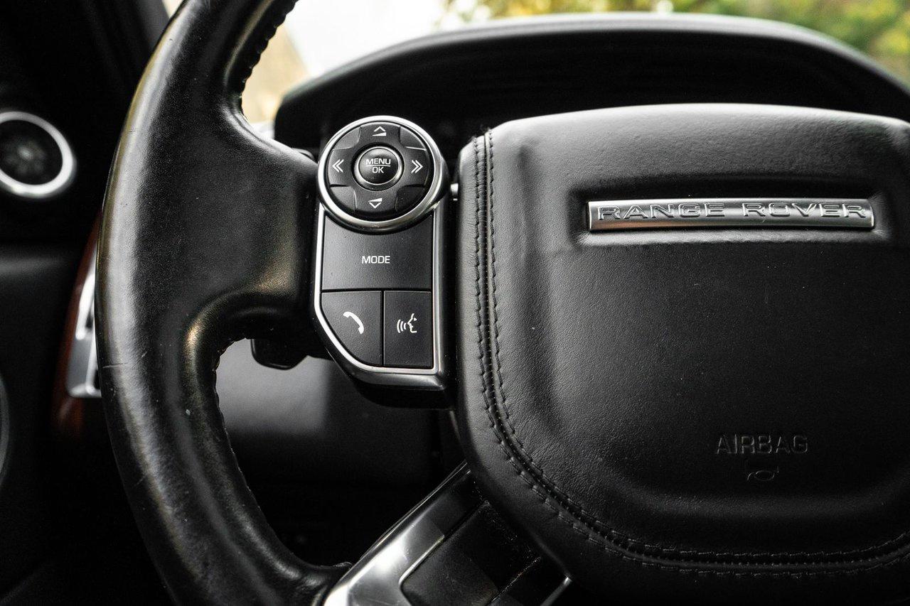 2016 Land Rover Range Rover SC Photo