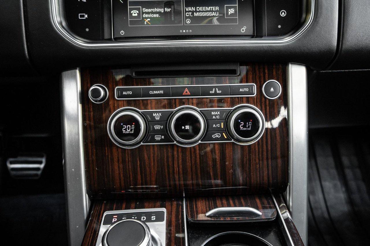 2016 Land Rover Range Rover SC Photo