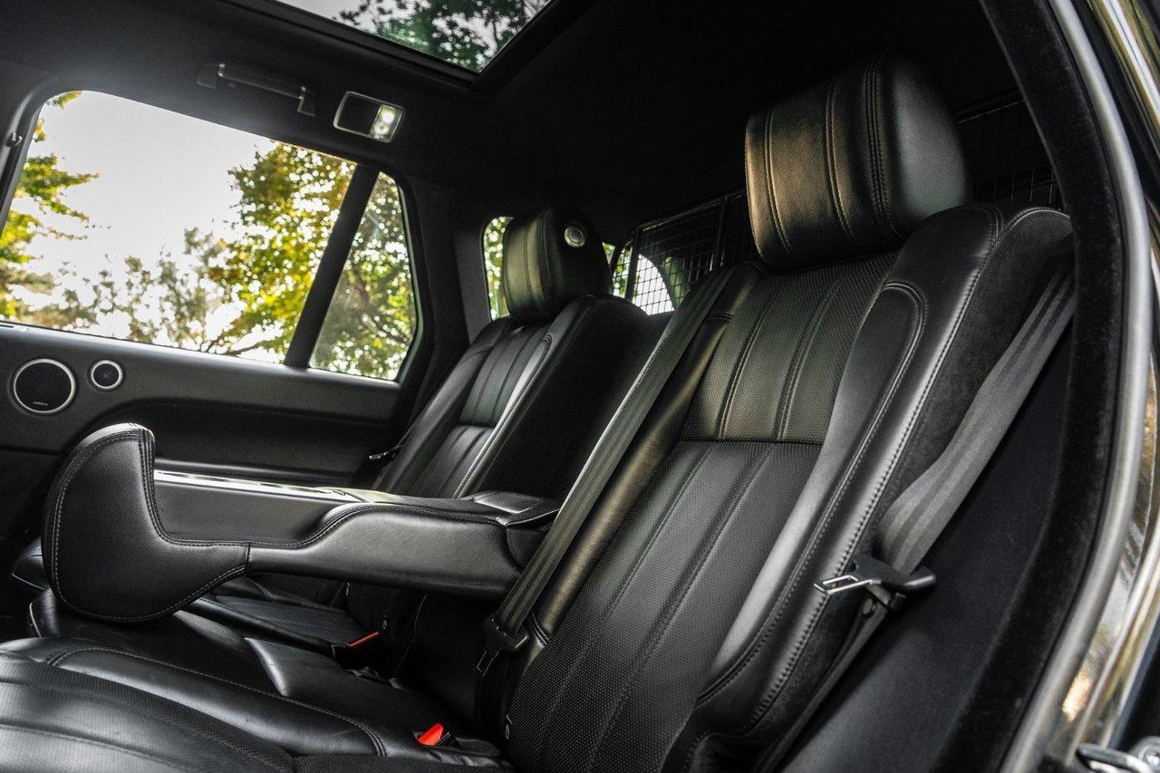 2016 Land Rover Range Rover SC Photo