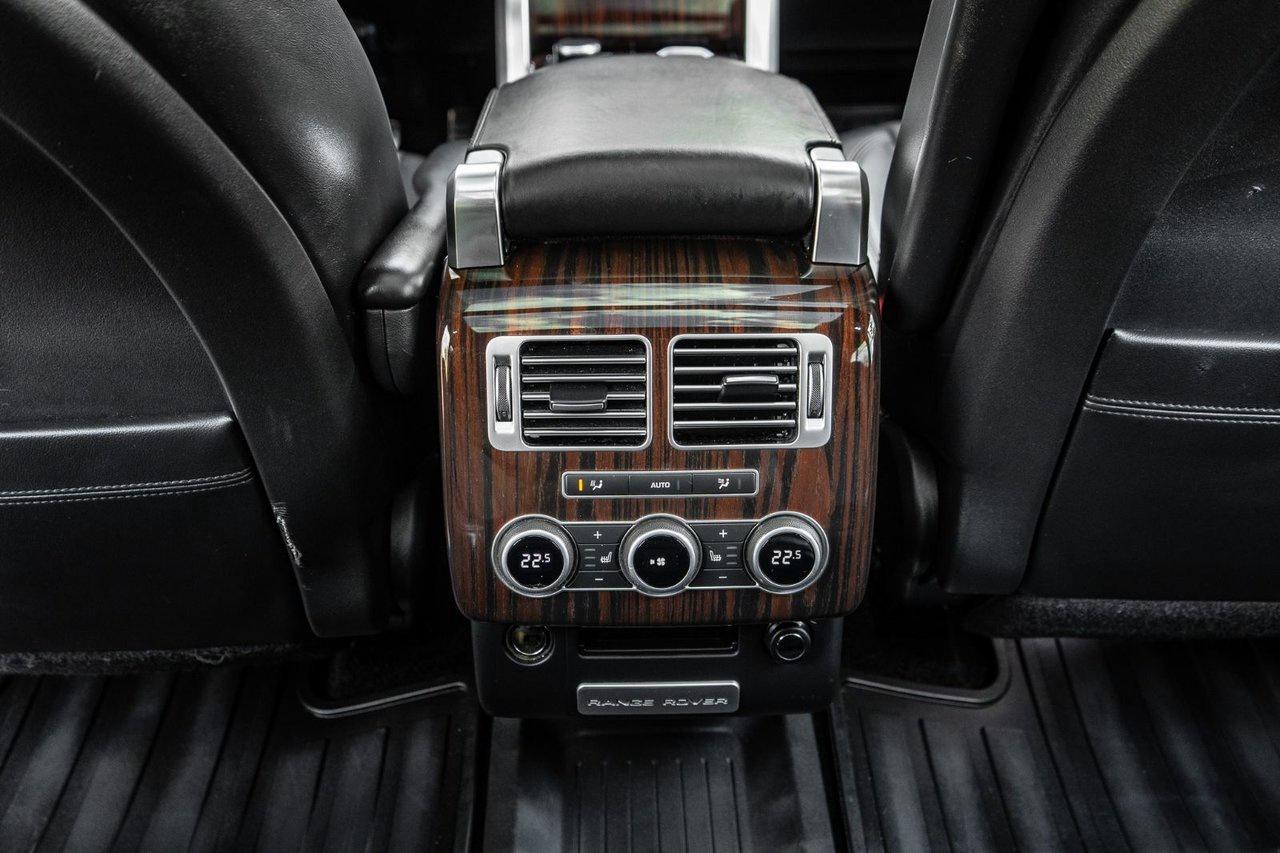 2016 Land Rover Range Rover SC Photo