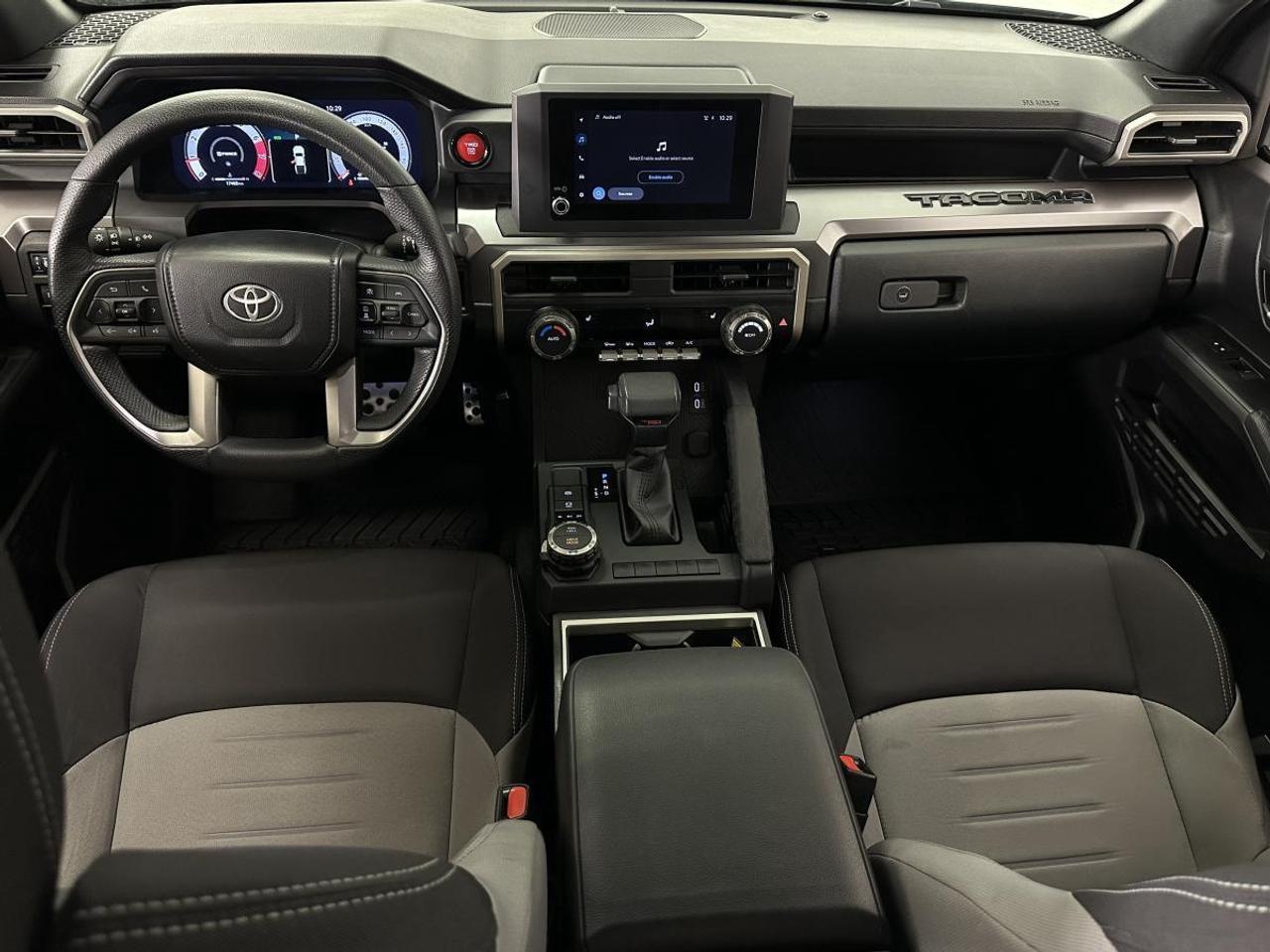 2026 Toyota Tacoma TRD SPORT/CREW/4WD/OFF 1 OWNER TOYOTA LEASE! Photo
